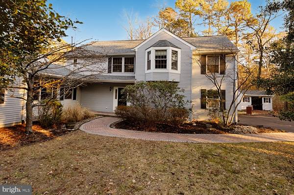 Medford, NJ 08055,7 HERON CT