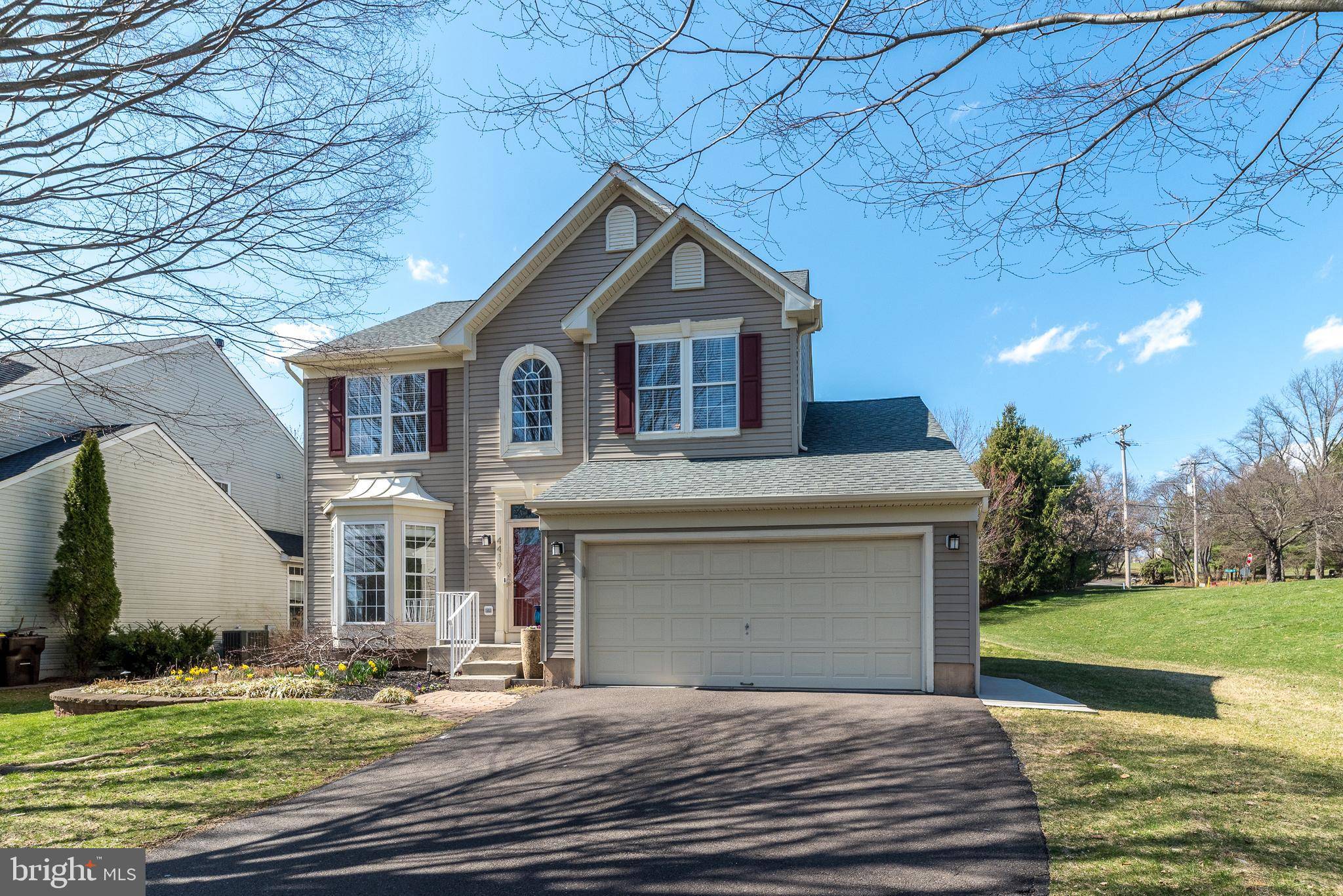 Doylestown, PA 18902,4419 SUNFLOWER DR