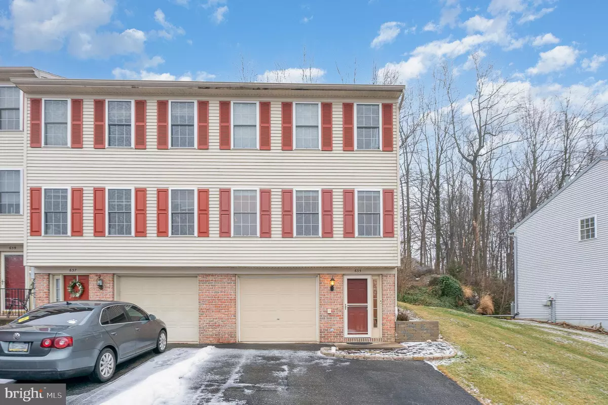 Elizabethtown, PA 17022,635 ROCKWOOD DR