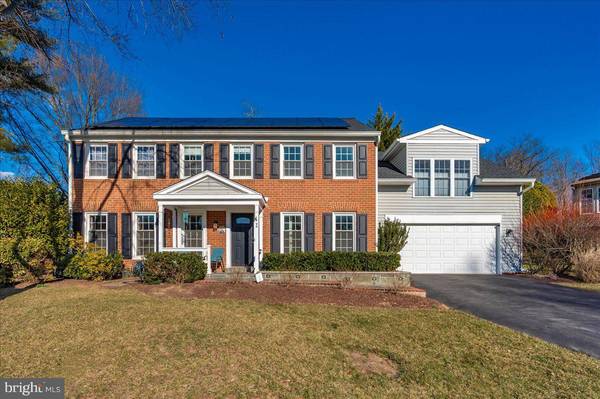 2 DUNCAN BRANCH CT, Rockville, MD 20850