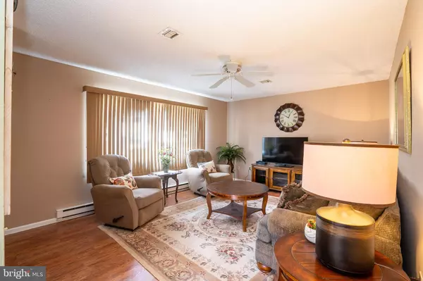 Monroe Township, NJ 08831,346-C NORWICH LN