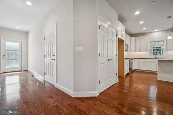 Sykesville, MD 21784,1714 BOTANICAL CT #23