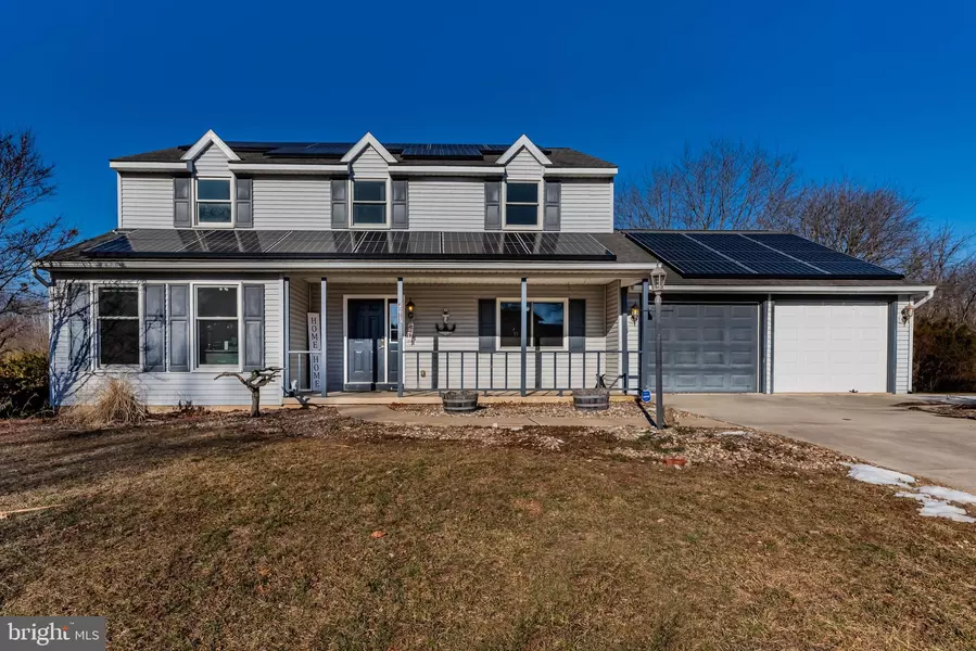 2219 DOUGLAS DR, Carlisle, PA 17013