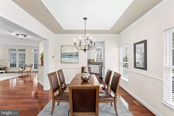 25877 SPURLING LN Chantilly, VA 20152