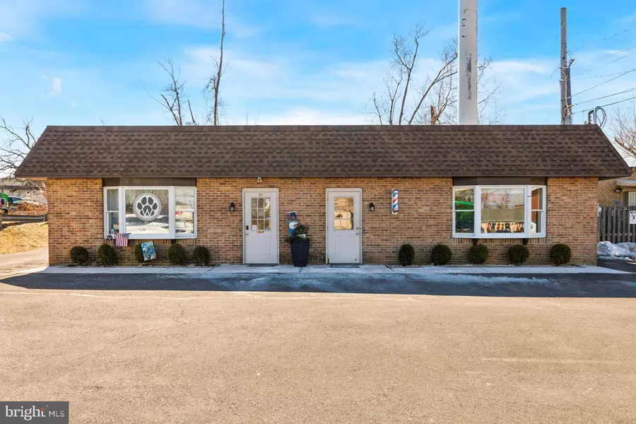633 E WELSH RD, Ambler, PA 19002