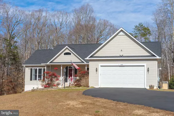 Mineral, VA 23117,15305 SYCAMORE TREE LN