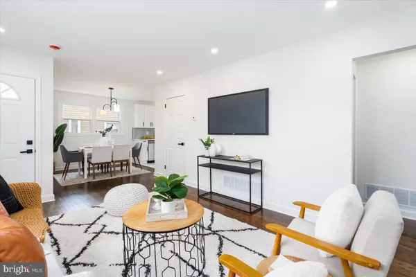 6809 RICHARDSON RD Baltimore, MD 21207