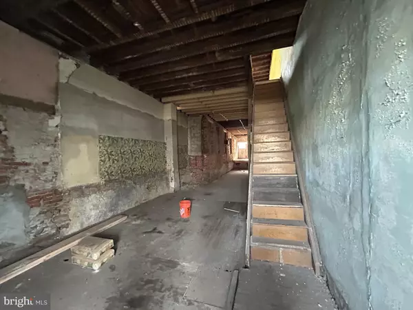 Philadelphia, PA 19139,5214 WALNUT ST
