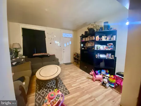 Cumberland, MD 21502,803 MARYLAND AVE