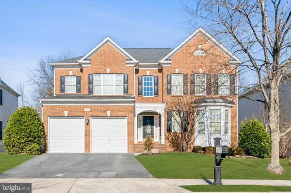 25670 S VILLAGE DR, Chantilly, VA 20152