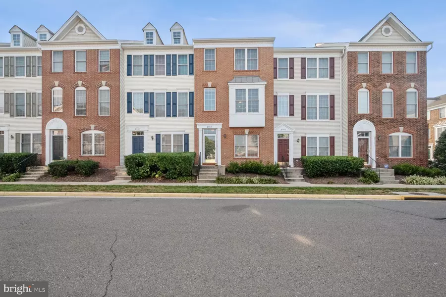 25365 SHIPLEY TER, Chantilly, VA 20152