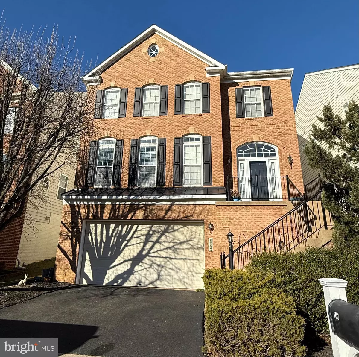 Alexandria, VA 22315,6852 ROLLING CREEK WAY