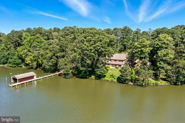 Easton, MD 21601,27873 LE GATES COVE RD