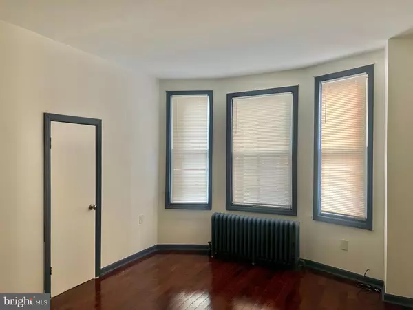 Philadelphia, PA 19143,4604 BALTIMORE AVE #1 REAR