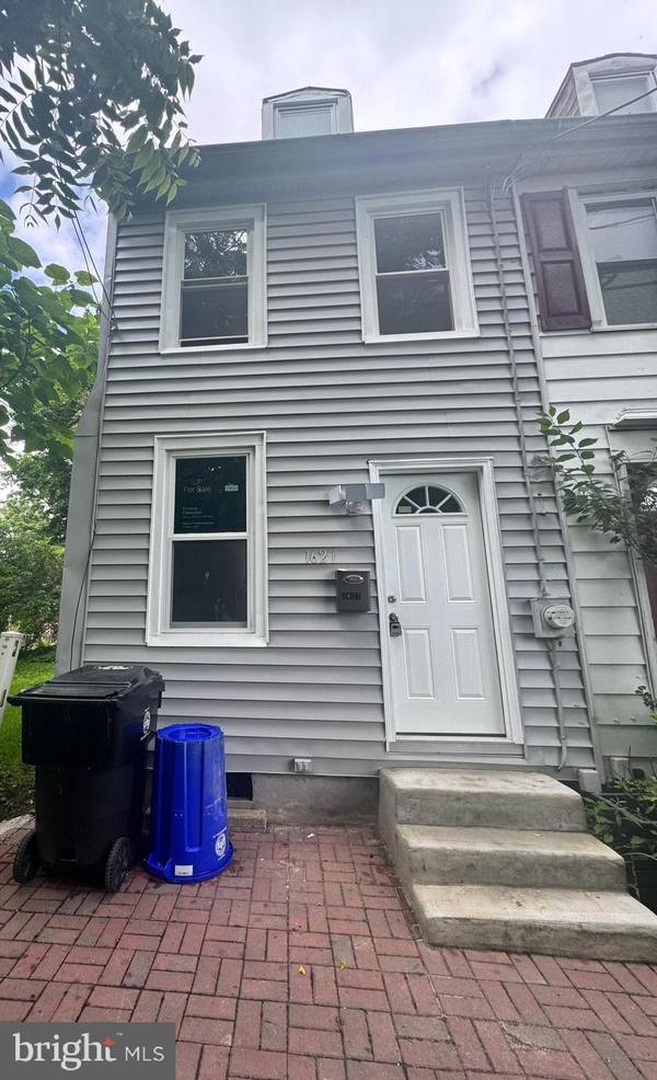 1627 LOGAN ST, Harrisburg, PA 17102