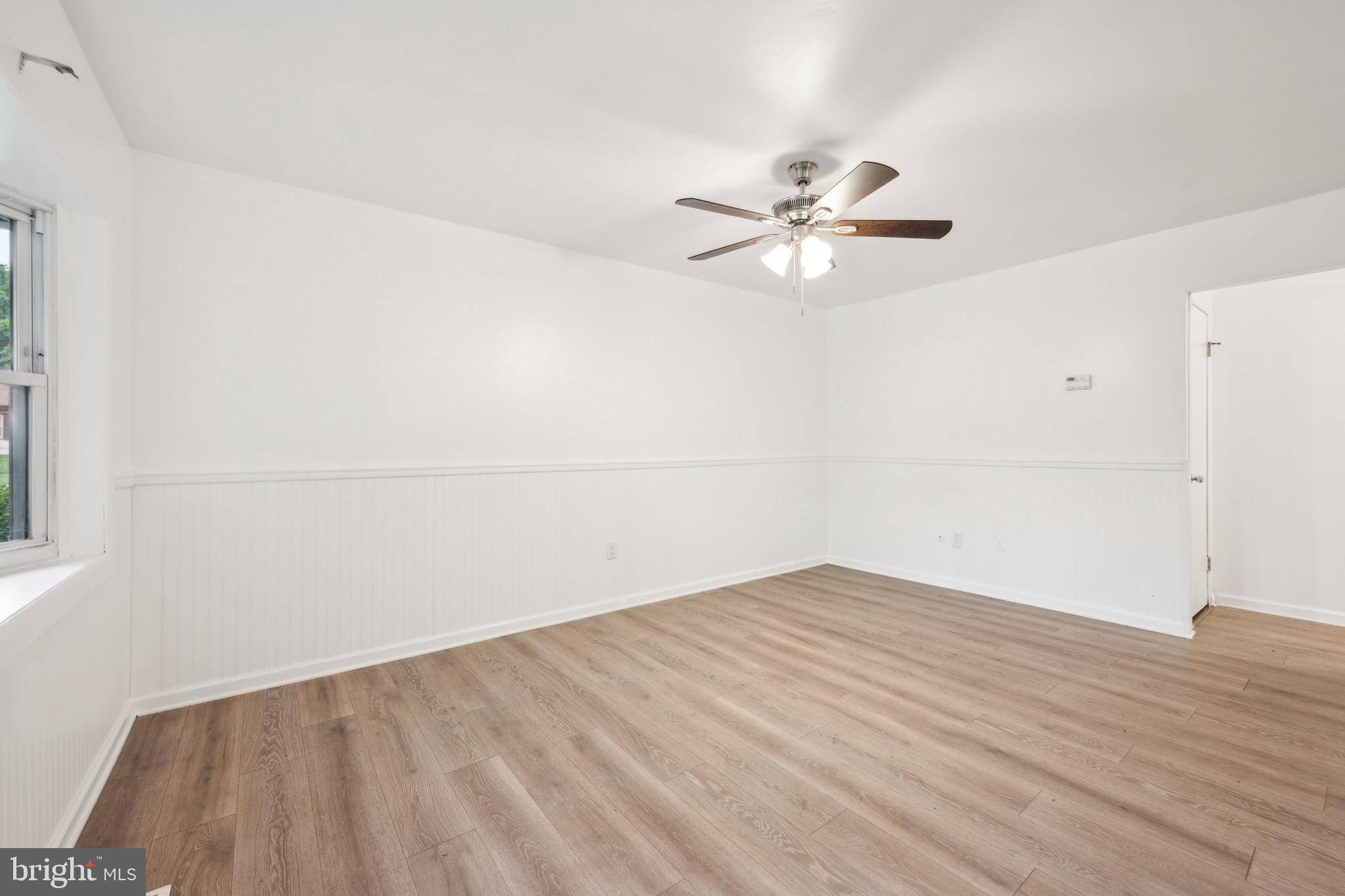 Willingboro, NJ 08046,16 RANDOLPH PL