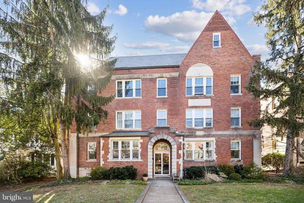 Washington, DC 20008,3018 PORTER ST NW #101
