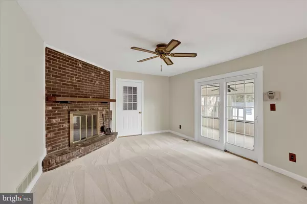 New Castle, DE 19720,11 FANWOOD DR