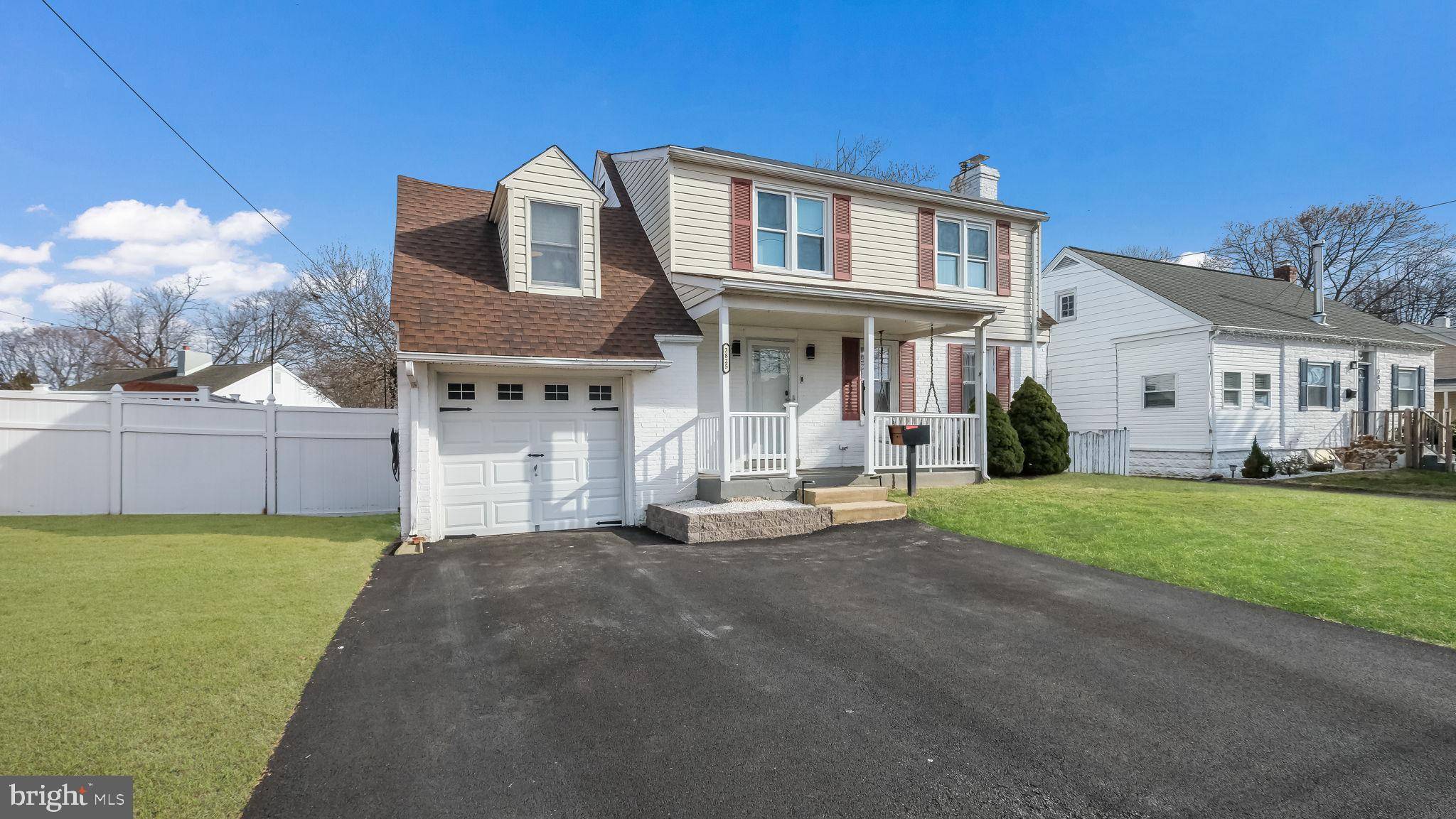 2825 DUTTON MILL RD, Aston, PA 19014