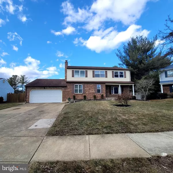 23 FLINTHILL DR, Newark, DE 19702