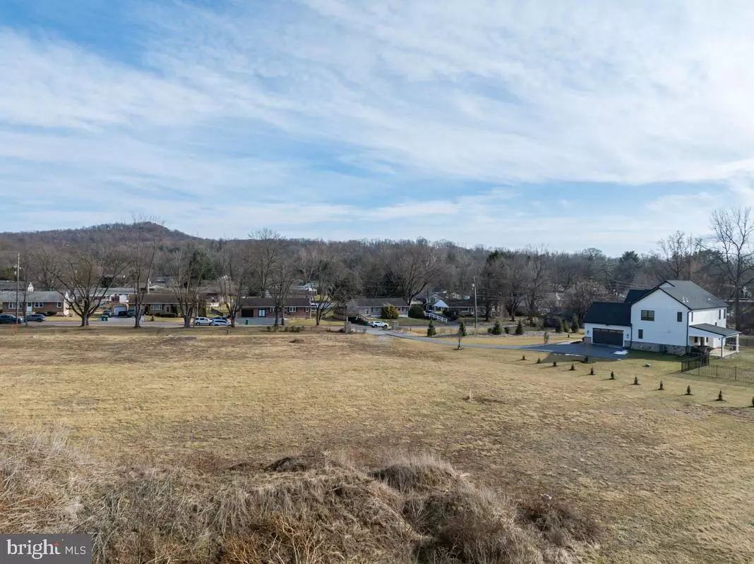 Hummelstown, PA 17036,1140 MIDDLETOWN RD #LOT 2