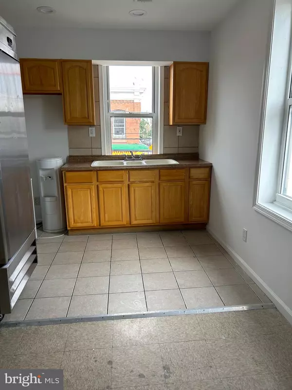 Philadelphia, PA 19145,1648 S 24TH ST