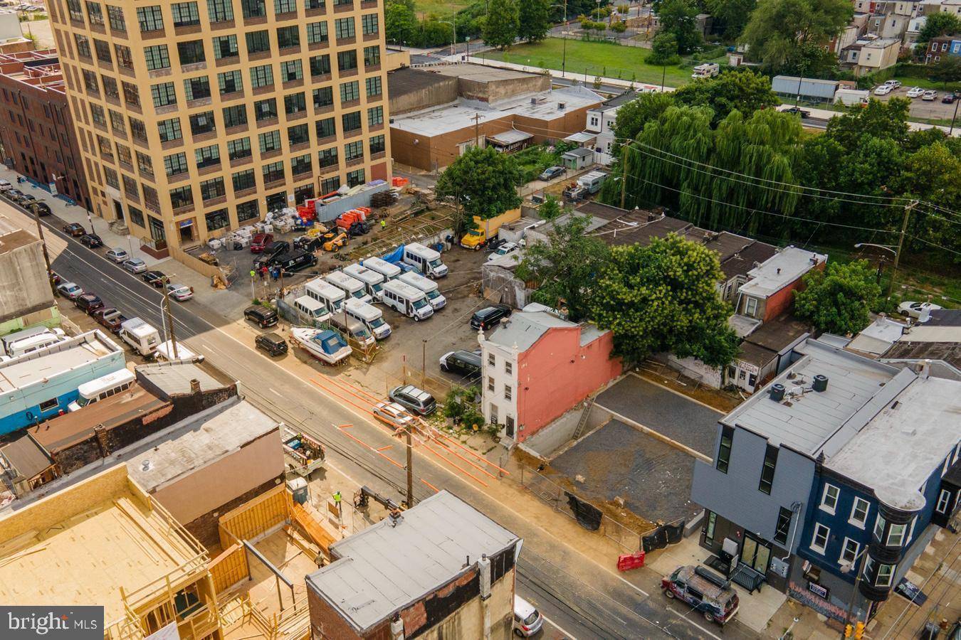 Philadelphia, PA 19122,2052 N 2ND ST
