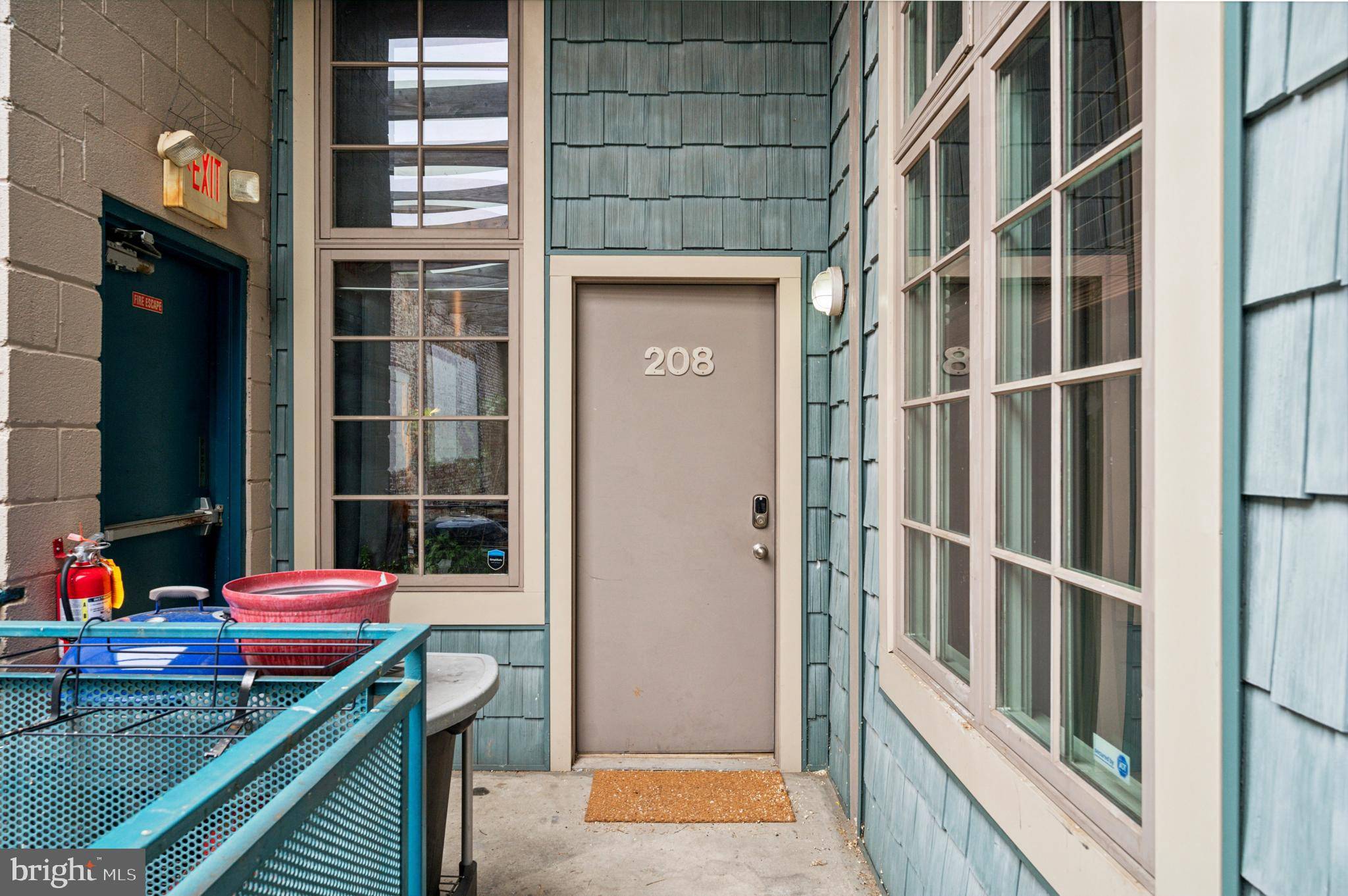 Philadelphia, PA 19123,314-18 BROWN ST #208