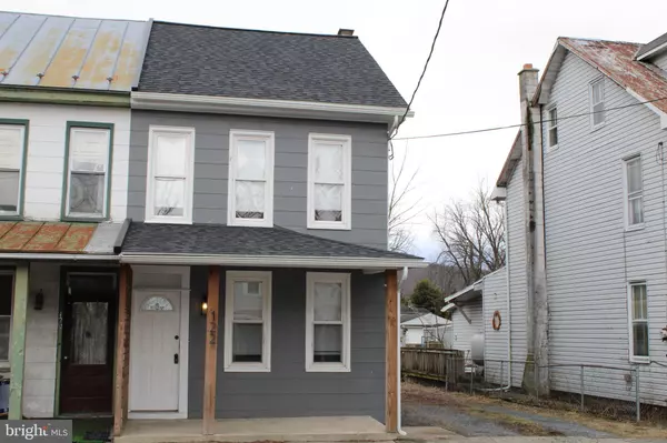 122 W MAIN ST, Newmanstown, PA 17073