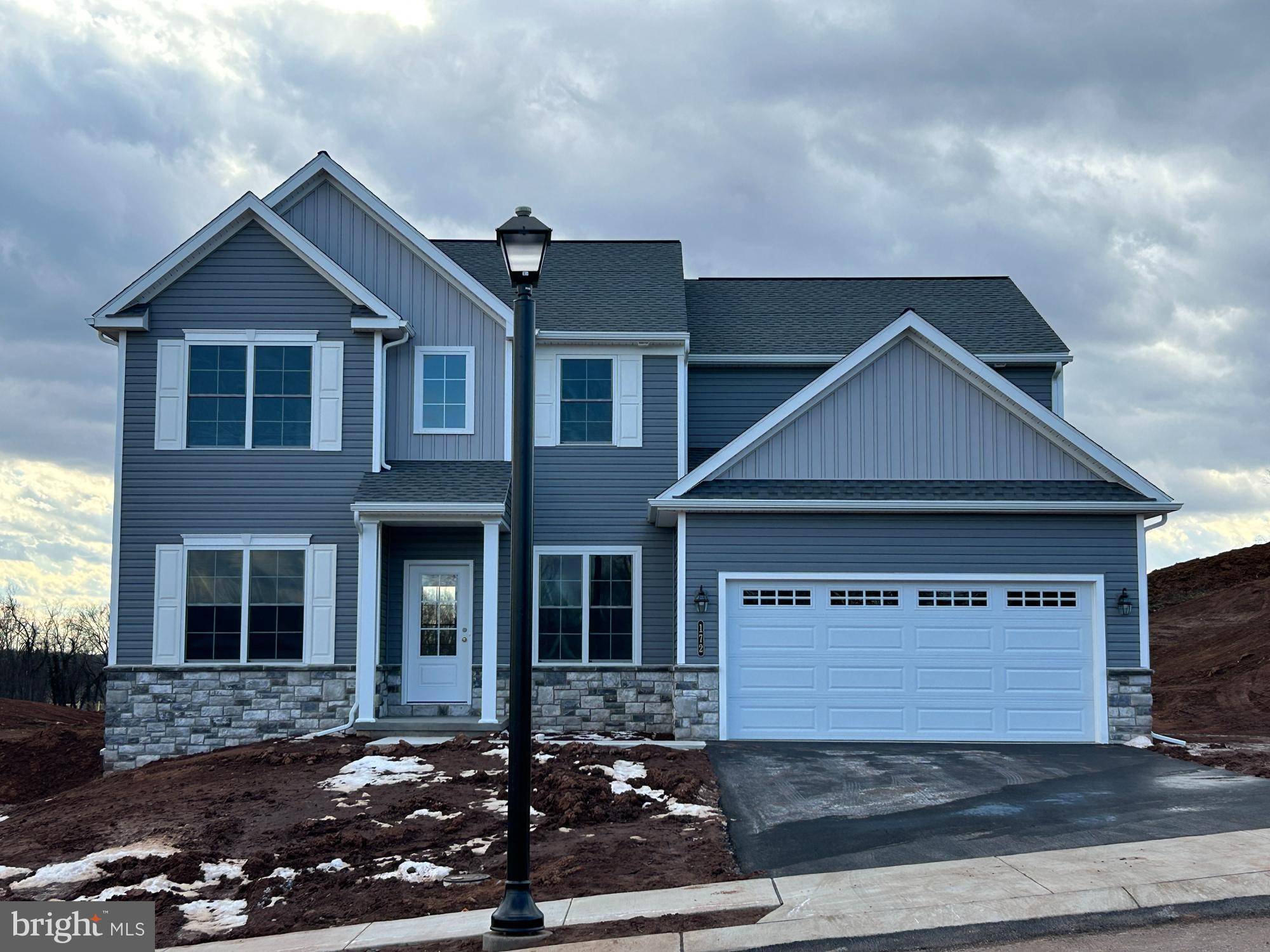 172 MAGNOLIA DR, Middletown, PA 17057