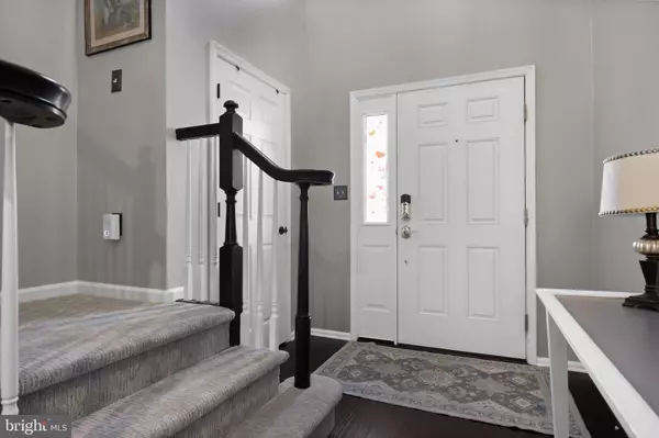 Cinnaminson, NJ 08077,323 LISA WAY