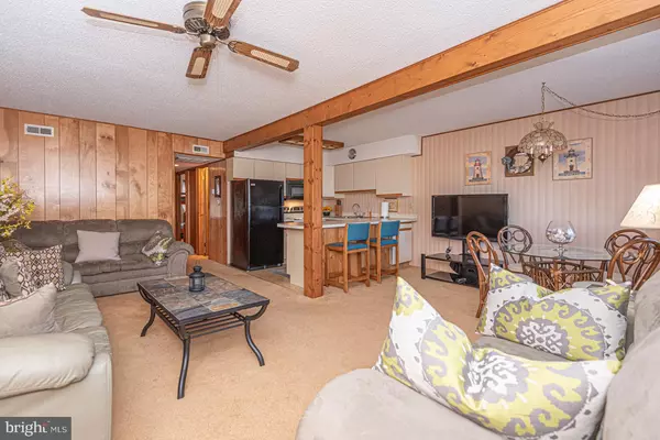 Ocean City, MD 21842,411-A 146TH ST #323