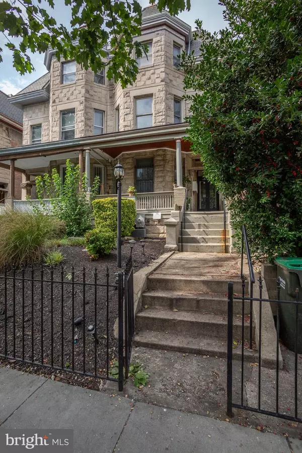 Washington, DC 20010,1305 KENYON ST NW