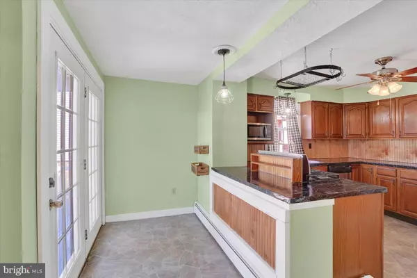 Dover, PA 17315,33 W CANAL ST