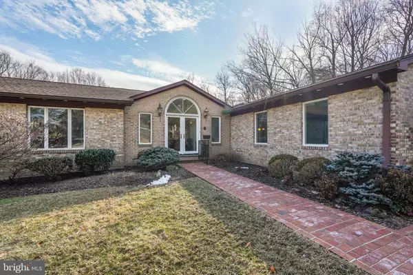 Fairfax, VA 22030,11701 POPES HEAD RD