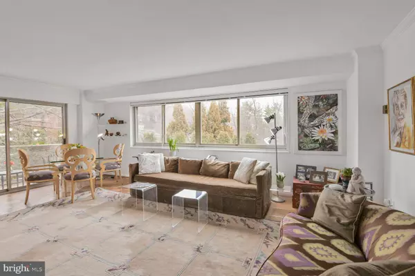 Chevy Chase, MD 20815,5100 DORSET AVE #305