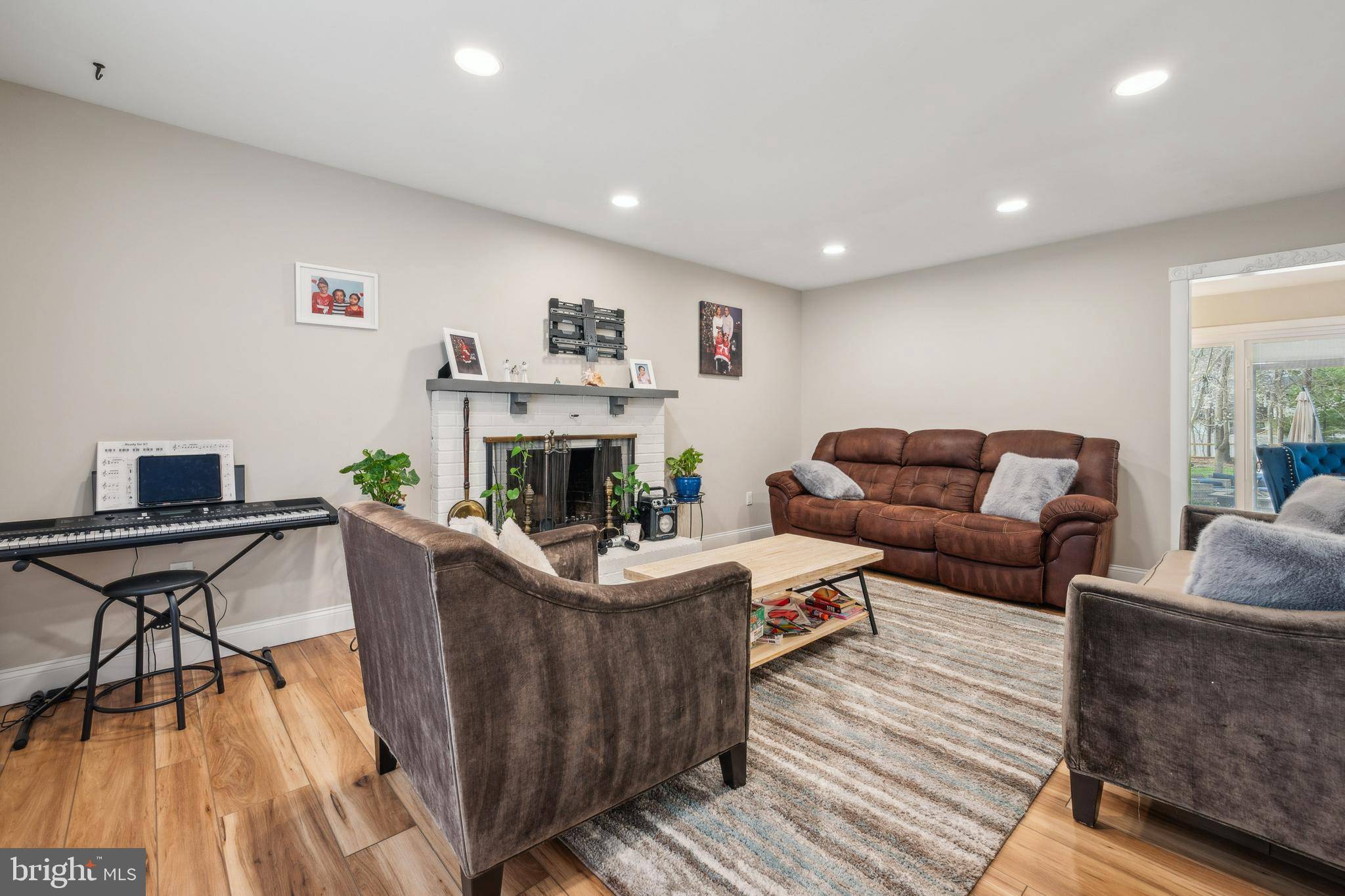 Medford, NJ 08055,217 FALLS CT