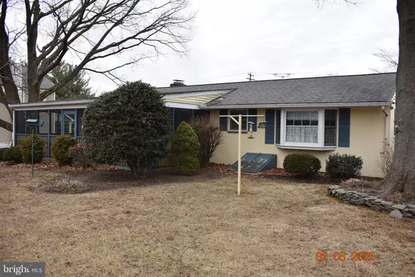 Harleysville, PA 19438,266 HUNSBERGER LN