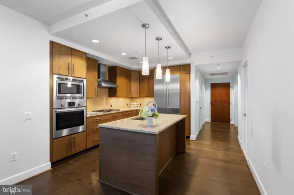 Bethesda, MD 20815,7171 WOODMONT AVE #205