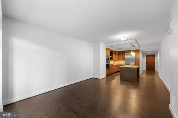 Bethesda, MD 20815,7171 WOODMONT AVE #205