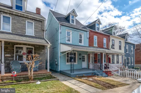 Lancaster, PA 17603,451 NEW DORWART ST