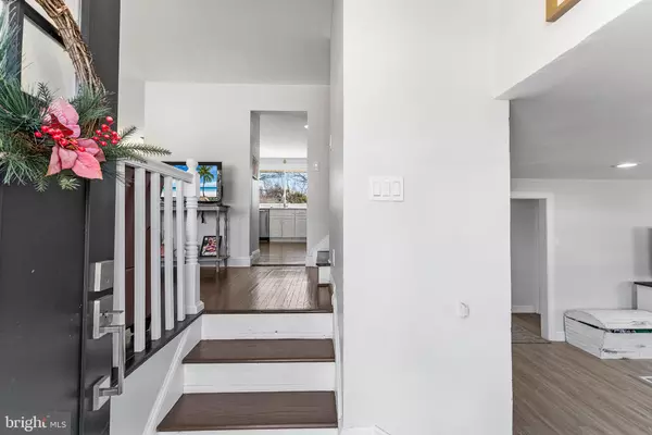 219 TILFORD RD, Somerdale, NJ 08083