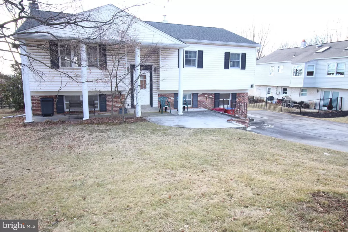 Norristown, PA 19403,2820 VILLAGE GREEN LN