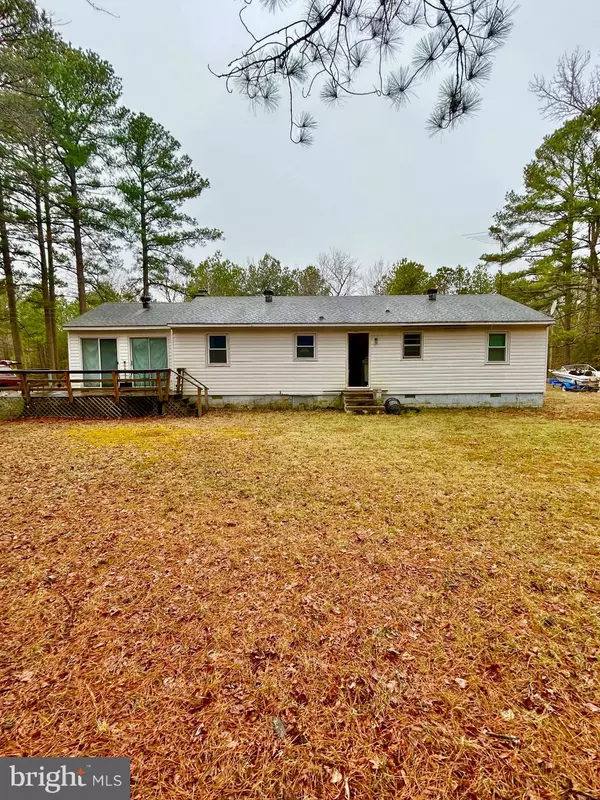 1950 S TIDWELLS RD Montross, VA 22520