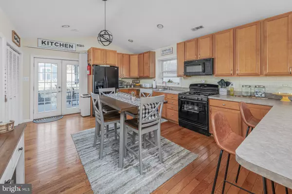 Mantua, NJ 08051,8 1ST AVE