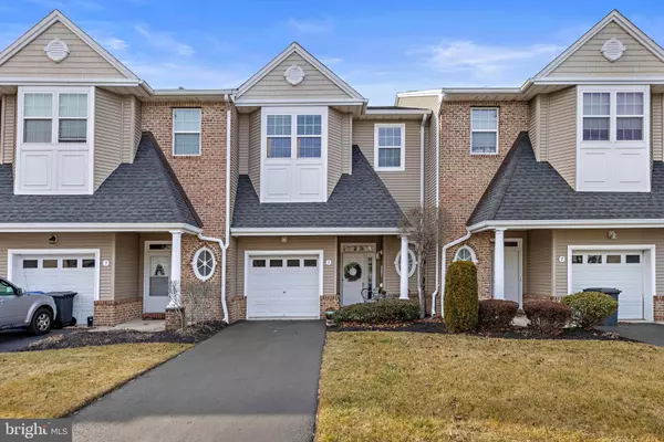 5 ISLAND BREEZE CT, Manahawkin, NJ 08050