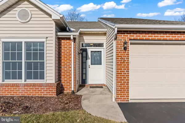 Mechanicsburg, PA 17055,32 ROUND RIDGE RD