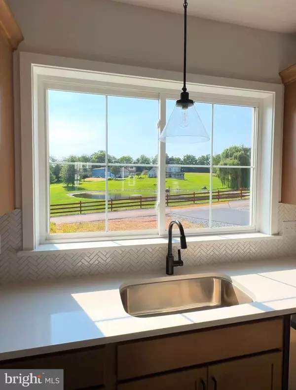 Elizabethtown, PA 17022,107 SPARROW LN