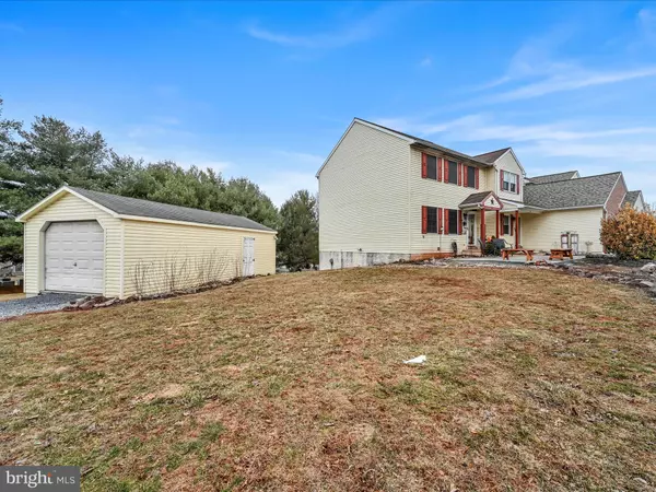 Reinholds, PA 17569,56 HIGHLAND CT