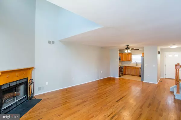 Flemington, NJ 08822,10 HOPE CT